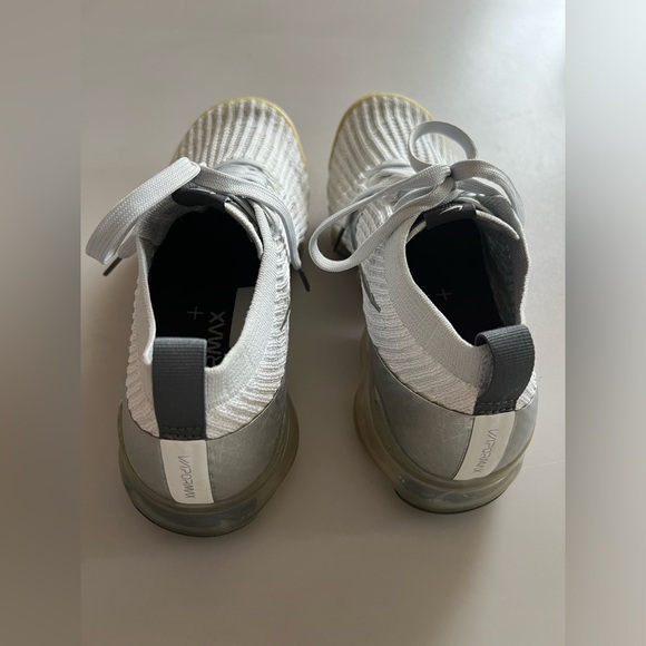 Nike Air Vapormax Flyknit 3 White Metallic Silver Platinum Sneakers. Size 8.5M - Picture 5 of 14